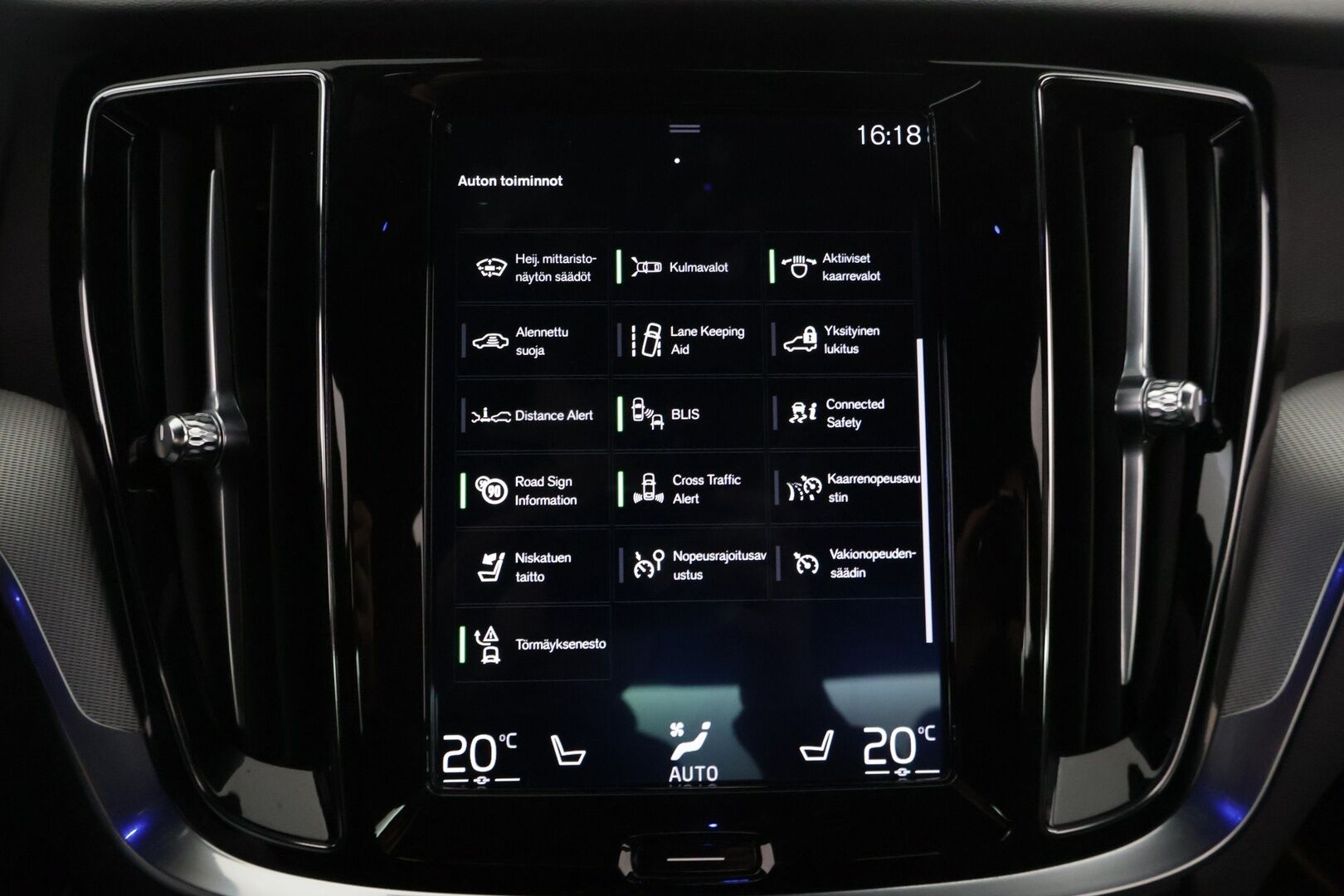 Volvo S60 2020 S60 T5 AWD Business R-Design aut - 3,99 % KORKOTARJOUS TÄHÄN AUTOON - *Heicon putkisto / R-Design / H&K / 360 kamera / BLIS / Pillot assist / Adapt. vakkari / High Beam*