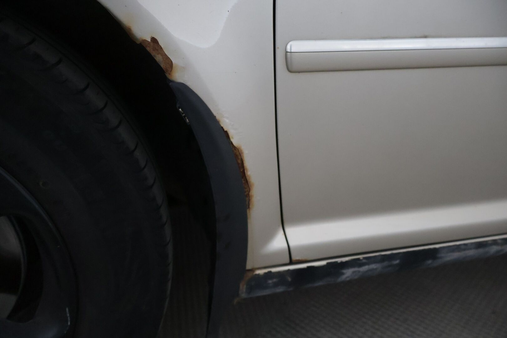 Volkswagen Bora 2005 4D BORA SEDAN 1.6-1J/250 - Auto myydään huutokaupatcomissa iän ja kilometrien vuoksi.