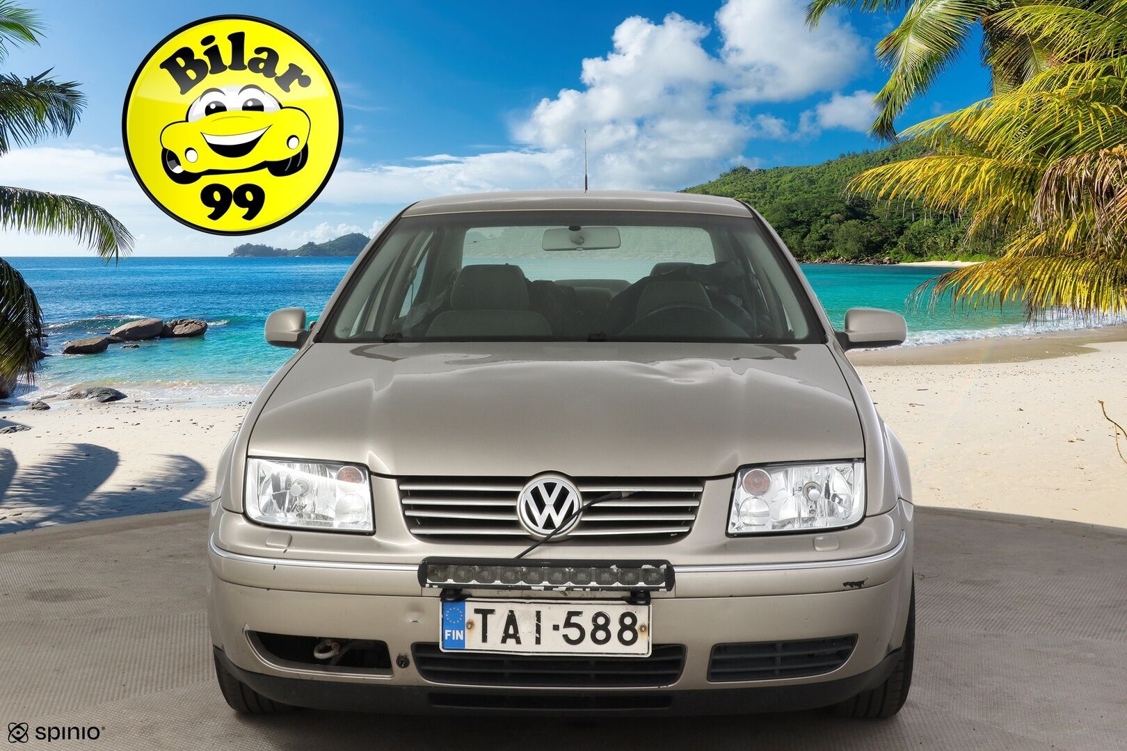 Volkswagen Bora 2005 4D BORA SEDAN 1.6-1J/250 - Auto myydään huutokaupatcomissa iän ja kilometrien vuoksi.
