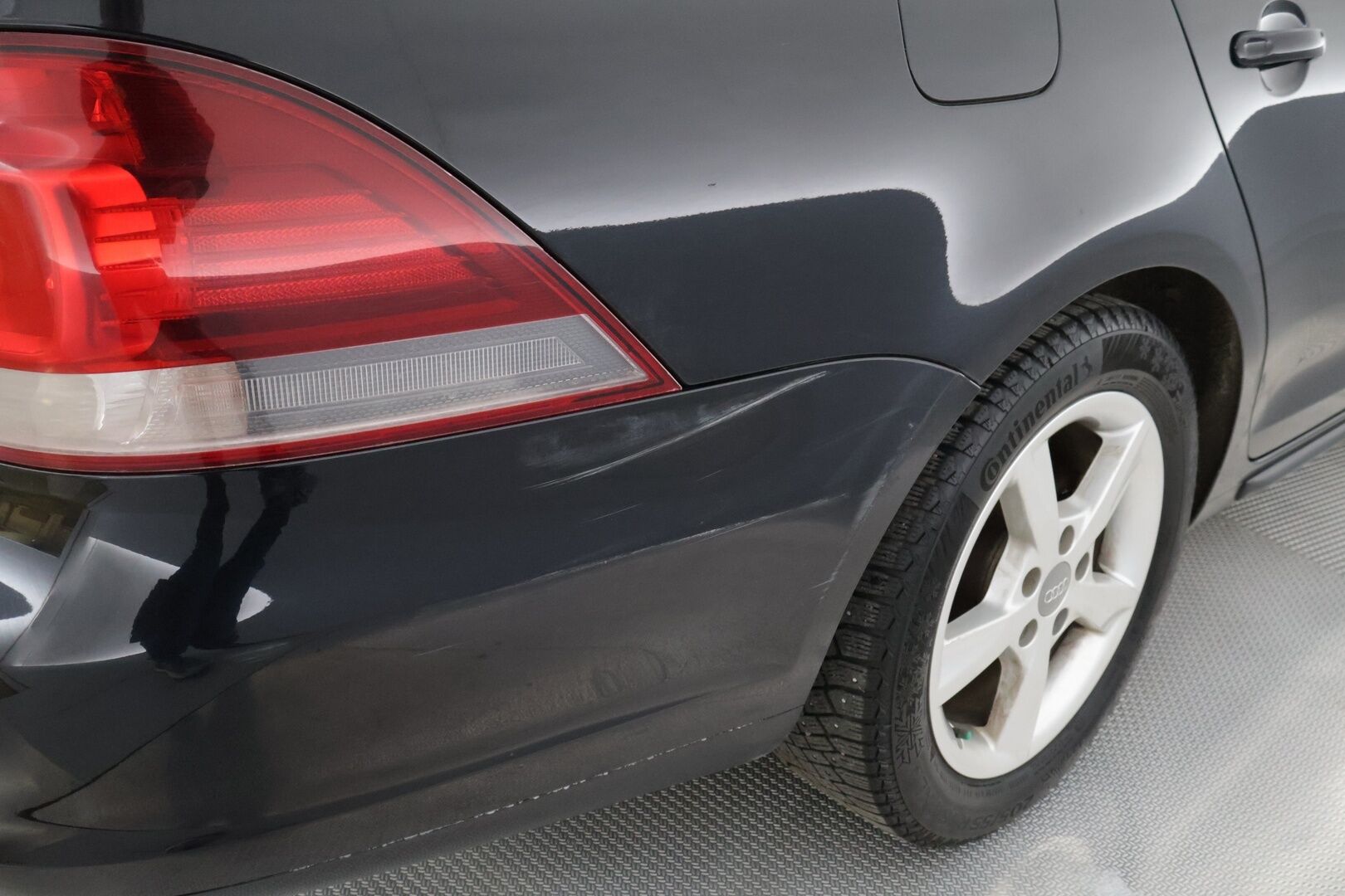 Volkswagen Golf 2010 Variant Highline 2,0 TDI 103 kW (140 hv) DSG-automaatti ** YritysOutlet - Myydään vain yrityksille - *Suomi-Auto, Irrotettava koukku, Vakkari*