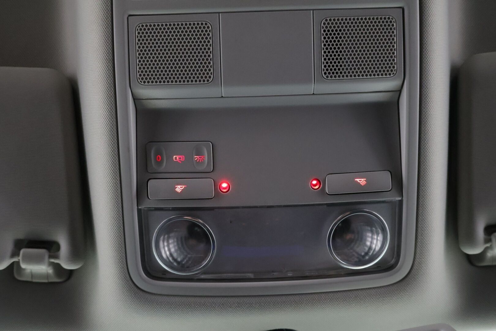 Volkswagen Golf 2010 Variant Highline 2,0 TDI 103 kW (140 hv) DSG-automaatti ** YritysOutlet - Myydään vain yrityksille - *Suomi-Auto, Irrotettava koukku, Vakkari*