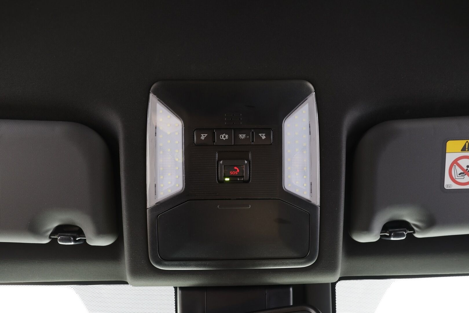 Toyota RAV4 2019 2,5 Hybrid Style - | ACC | LED | P.Kamera | Sähköpenkki | Kaistavahti | Keyless | Apple&Android | Suomi-auto | Kahdet renkaat | 