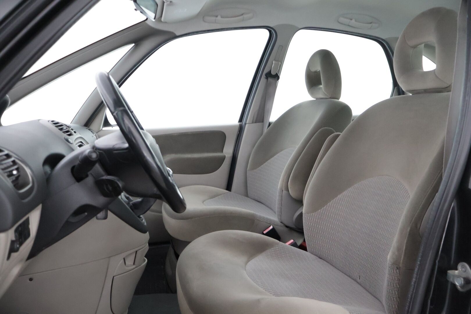 Citroen XSARA PICASSO 2007 4D XSARA PICASSO MPV 1.6I 16V-CHNFUC/276 * / YritysOutlet - Myydään vain yrityksille / Vetokoukku / Digi / Penkinlämmittimet / Suomi-auto /*