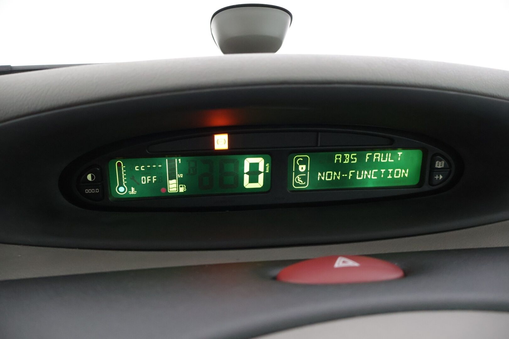 Citroen XSARA PICASSO 2007 4D XSARA PICASSO MPV 1.6I 16V-CHNFUC/276 * / YritysOutlet - Myydään vain yrityksille / Vetokoukku / Digi / Penkinlämmittimet / Suomi-auto /*