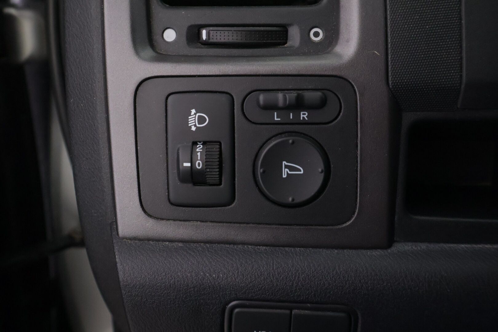 Honda CR-V 2007 5D 2,2 i-CTDi Comfort 4WD *YritysOutlet - Myydään vain yrityksille* - Suomi-auto | Kahdet renkaat | Hyvä käyttöauto seuraavalle