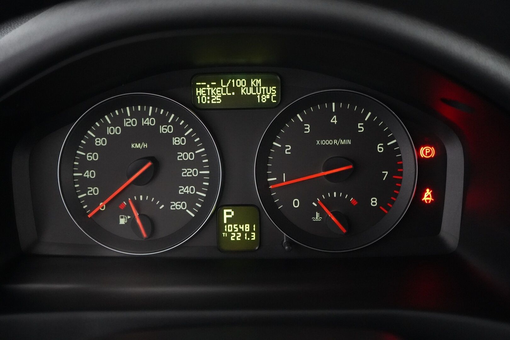 Volvo C30 2007 2.4i ( 170 hv ) Momentum aut * Vakkari / Lohkolämmitin / Autom ilmastointi * - Suomi-auto / 2-omistajalta / Todella fiksu huoltohistoria / Jakohihna 9/2024 - HULLUT AVAJAISHULINAT KORKOTARJOUS 3,29 %