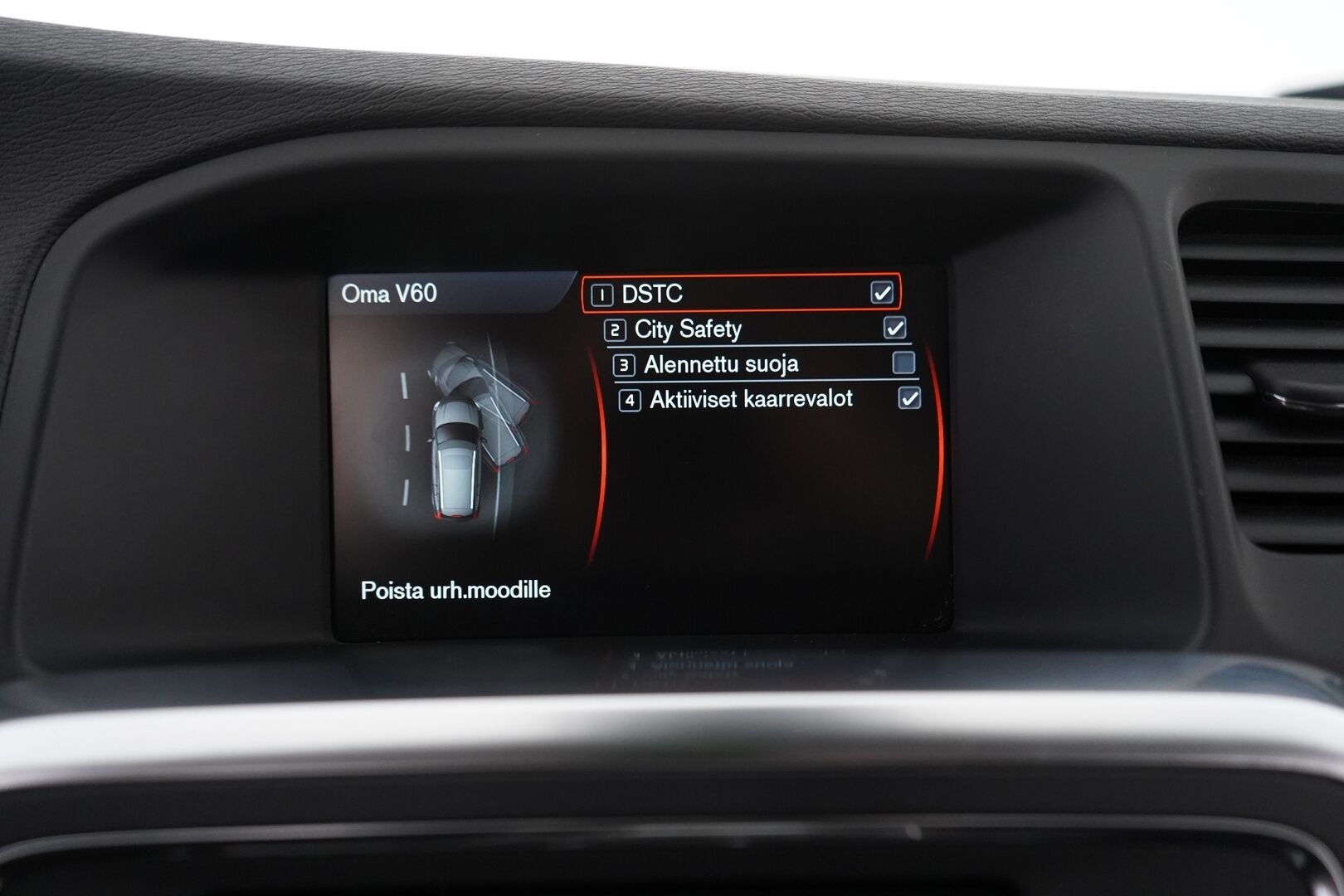 Volvo V60 2010 D3 Momentum aut *Webasto / Koukku / Nahkasisusta / Vakkari / KeylessGo / Tutka / Bluetooth* - Suomi-Auto / Kahdet hyvät renkaat alumiinivanteilla / Hyvät huollot
