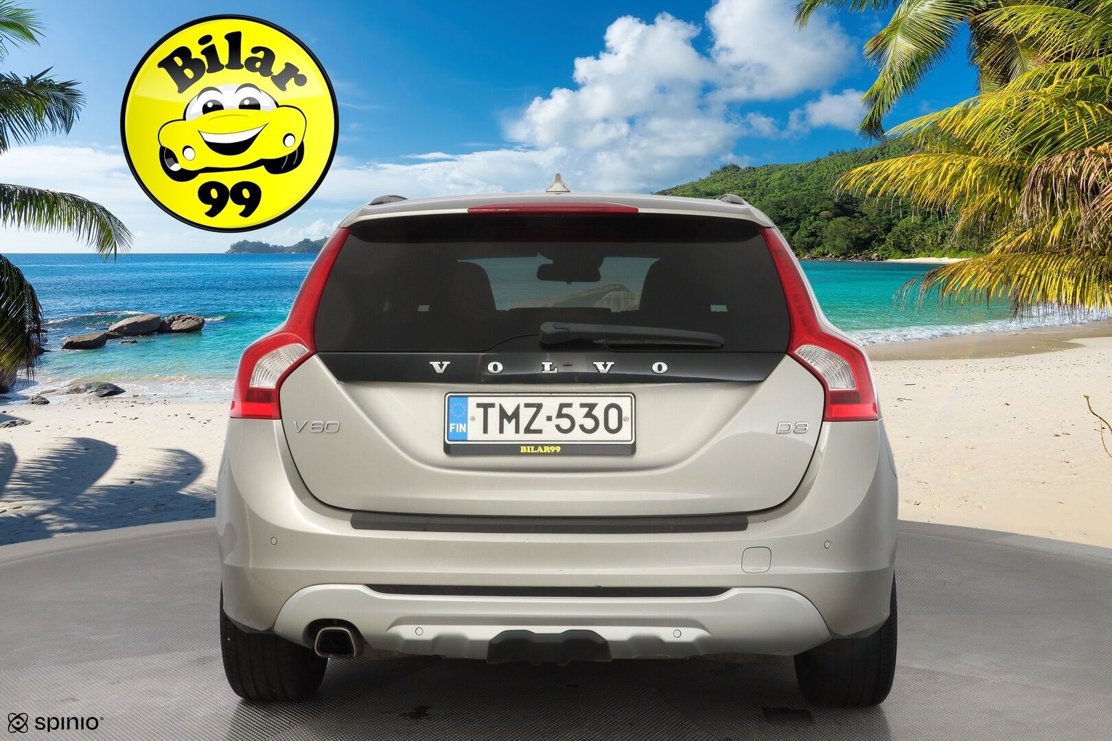 Volvo V60 2010 D3 Momentum aut *Webasto / Koukku / Nahkasisusta / Vakkari / KeylessGo / Tutka / Bluetooth* - Suomi-Auto / Kahdet hyvät renkaat alumiinivanteilla / Hyvät huollot