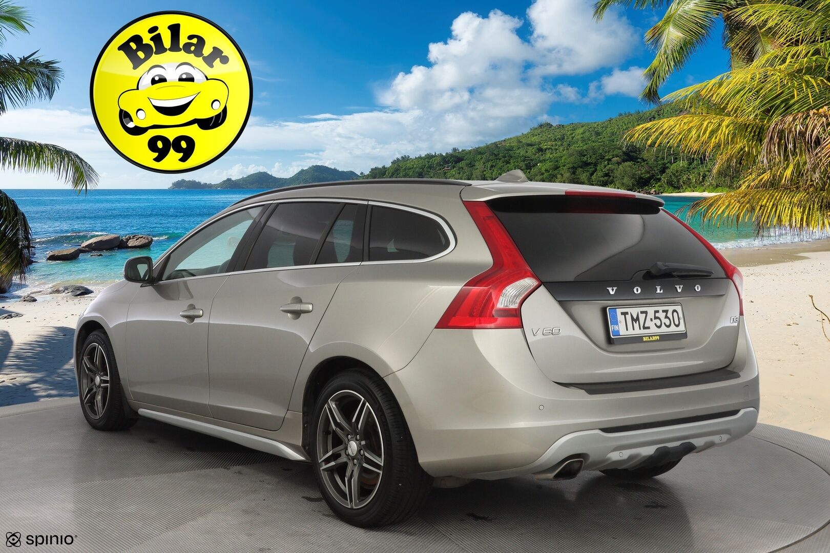 Volvo V60 2010 D3 Momentum aut *Webasto / Koukku / Nahkasisusta / Vakkari / KeylessGo / Tutka / Bluetooth* - Suomi-Auto / Kahdet hyvät renkaat alumiinivanteilla / Hyvät huollot