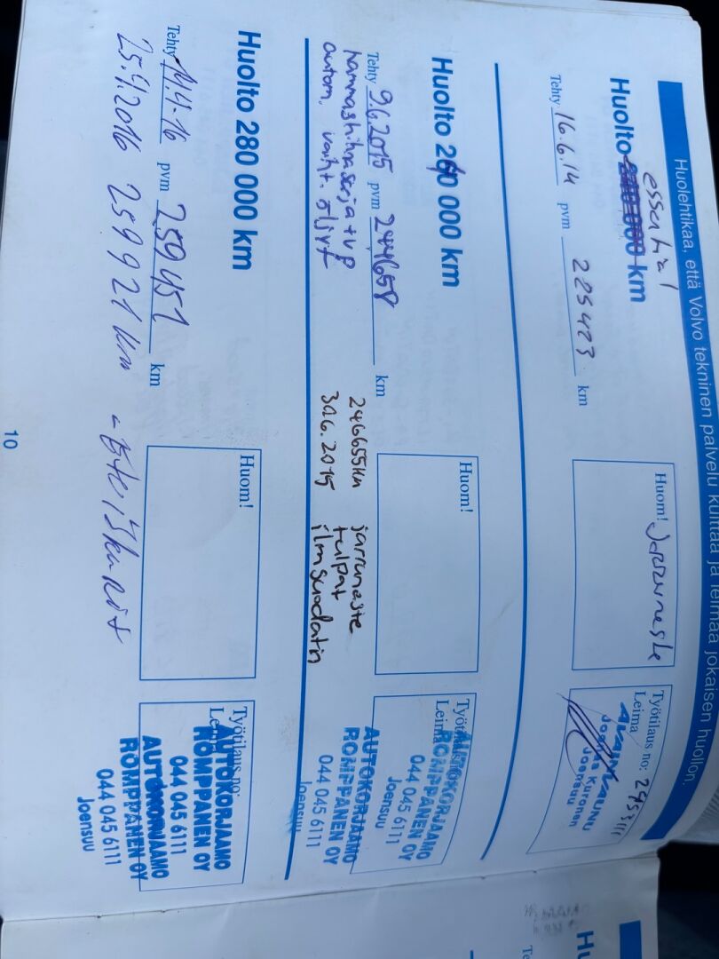 Volvo XC90 2004 2.5t Summum Aut 7p - YritysOutlet - Myydään vain yrityksille - | Juuri katsastettu ! Nahat | Vetokoukku | 2x renkaat ja vanteet | 