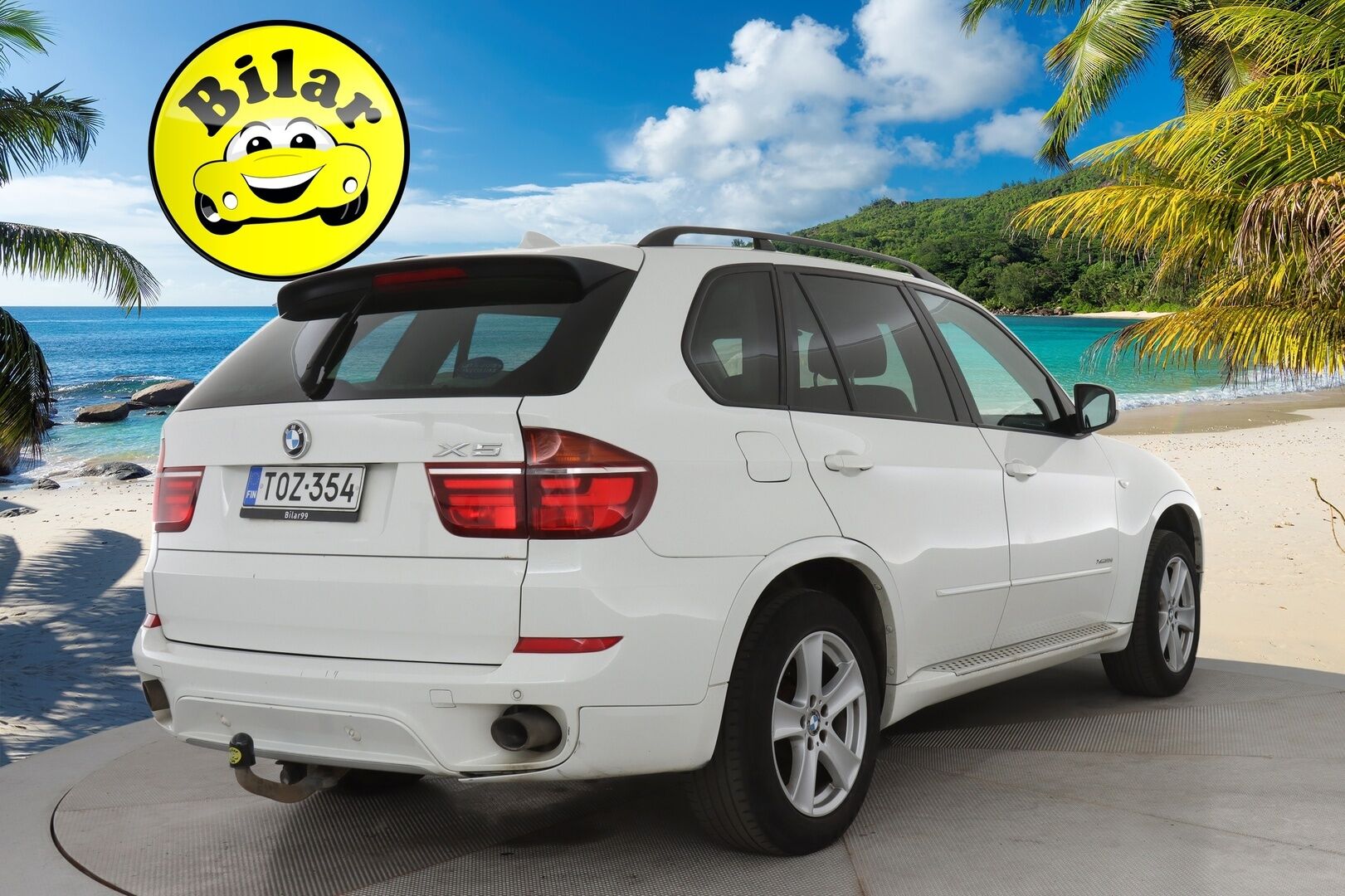 BMW X5 2011 xDrive 30d A E70 SAV - Myydään Huutokaupat.com - – Tämä auto myydään huutokaupat.com -sivuston kautta | Suomi-auto | Lohko+Sisäp. | Vetokoukku | Tutkat | Vakkari | Sähkösäädöt | Sähkökontti | Xenon | 2X Renkaat & Vanteet |