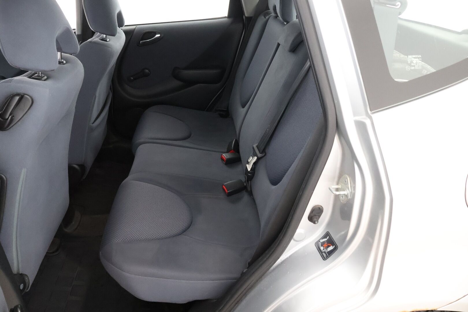 Honda Jazz 2006 1,4 Hatchback - MYYDÄÄN HUUTOKAUPAT.COM!