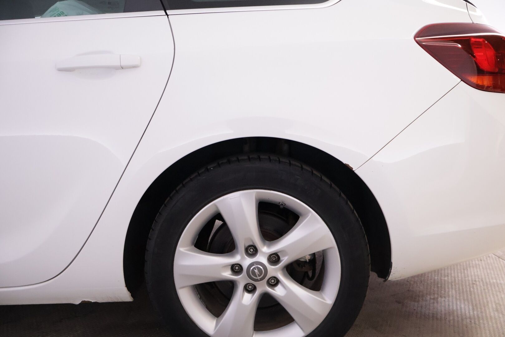 Opel Astra 2011 Sport Tourer Sport 2,0 CDTI - YritysOutlet - Myydään vain yrityksille