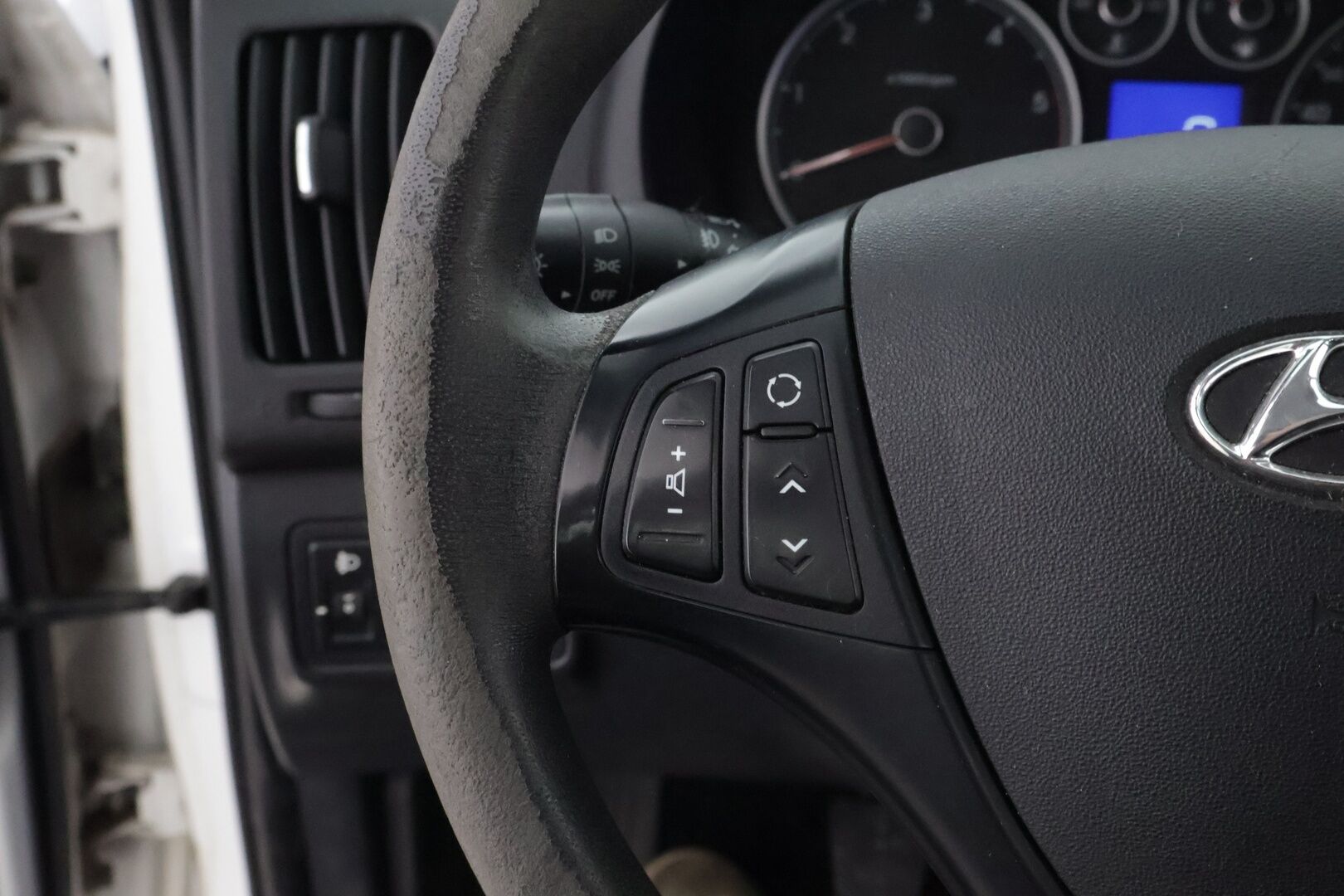 Hyundai i30 2011 Wagon 1,6 CRDi 66kW 6MT ISG Classic - YritysOutlet - Myydään vain yrityksille