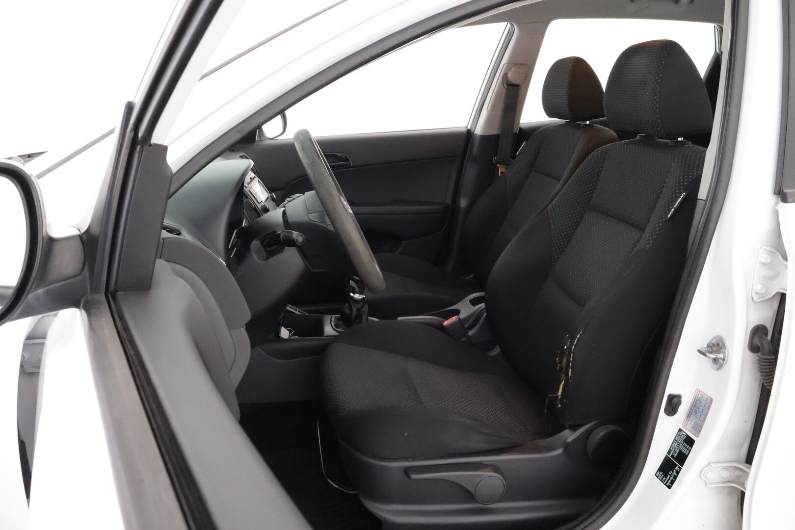 Hyundai i30 2011 Wagon 1,6 CRDi 66kW 6MT ISG Classic - YritysOutlet - Myydään vain yrityksille