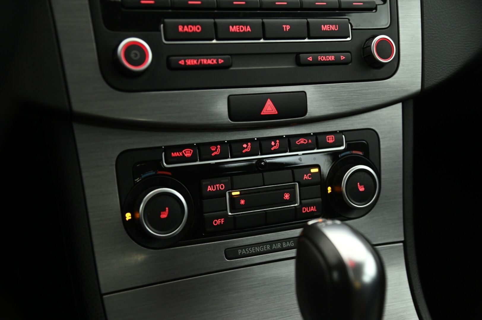 Volkswagen Passat 2011 Sedan Comfortline 1,4 TSI 90 kW (122 hv) DSG-automaatti *Myydään huutokauppa.com*