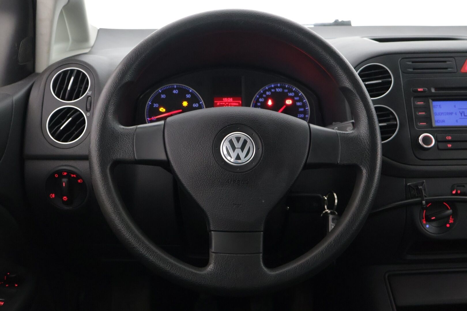 Volkswagen Golf Plus 2006 MPV 1.6 *MYYDÄÄN HUUTOKAUPAT.COM*