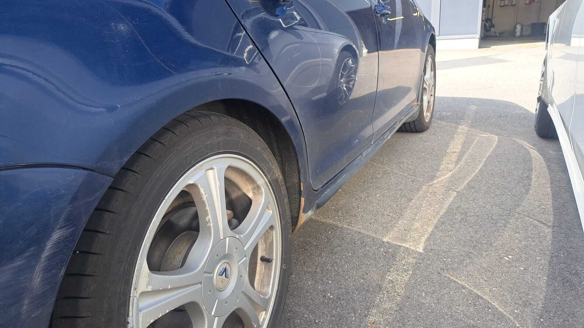 Volkswagen Golf 2009 Variant Comfortline 2,0 TDI 103 kW (140 hv) * YritysOutlet - Myydään vain yrityksille*