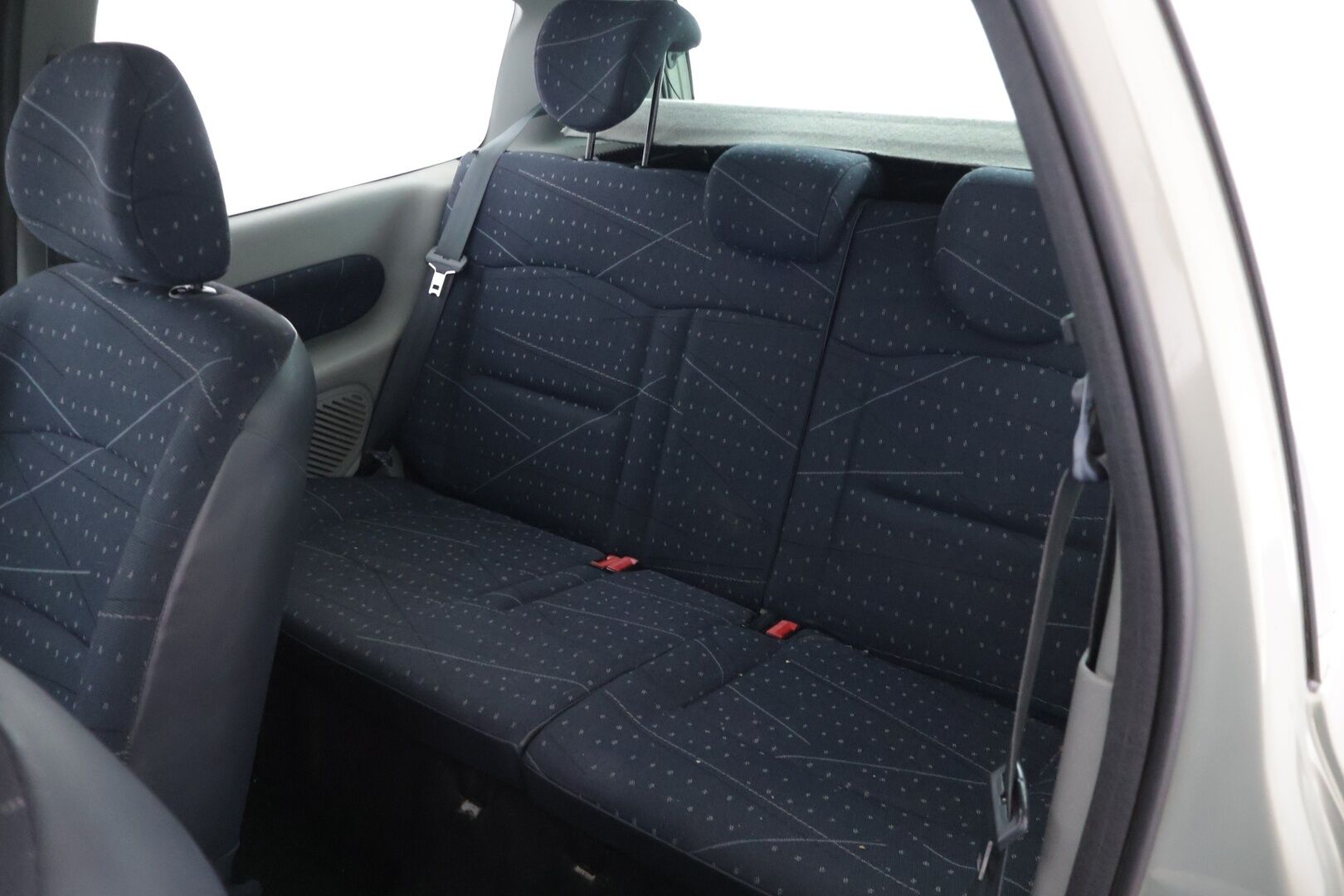 Renault Clio 2003 2D CLIO HATCHBACK 1.2 *- YritysOutlet - Myydään vain yrityksille*