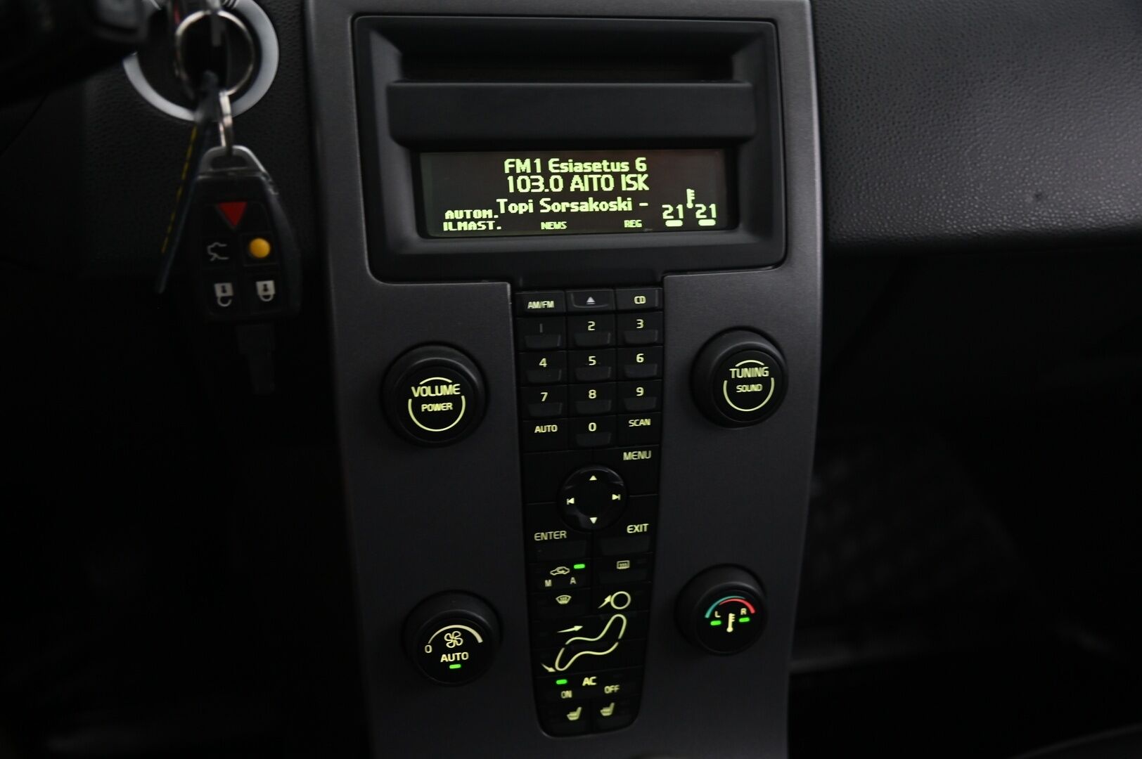 Volvo V50 2004 5D V50 STW 1.8 ***MYYDÄÄN HUUTOKAUPAT.COM*** - ***MYYDÄÄN HUUTOKAUPAT.COM***