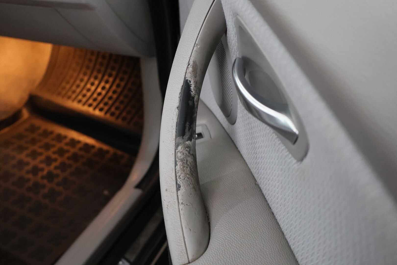 BMW 320 2008 A E90 Sedan - - YritysOutlet Myydään vain yrityksille