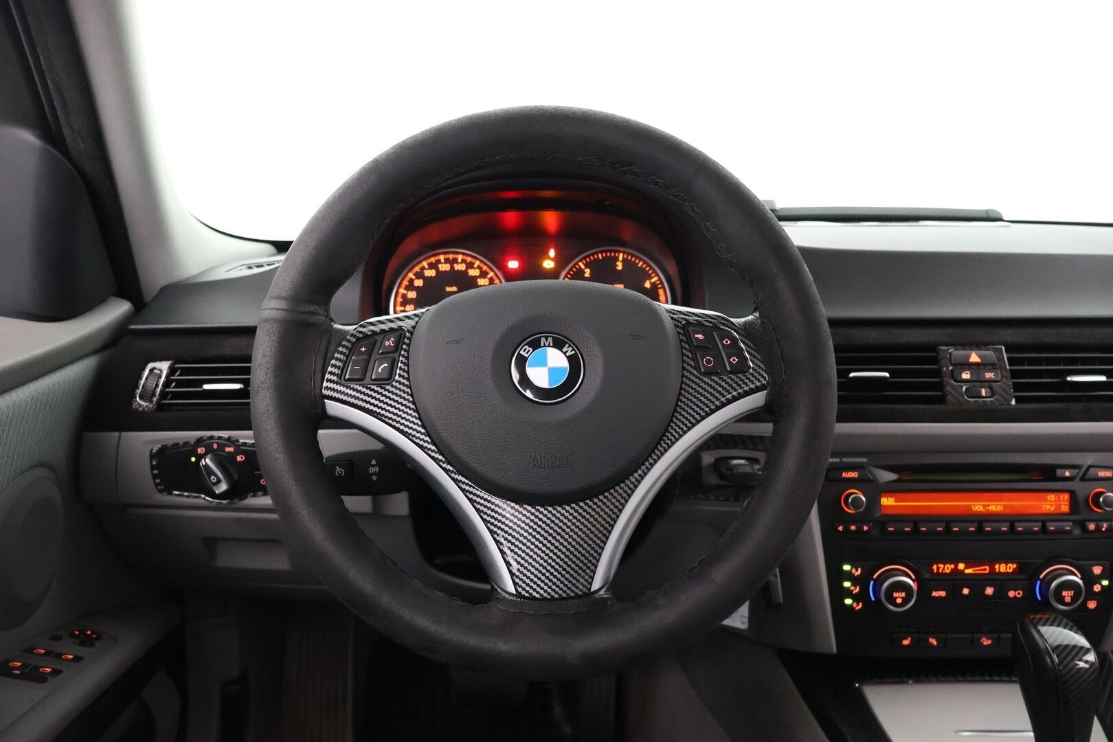 BMW 320 2008 A E90 Sedan - - YritysOutlet Myydään vain yrityksille