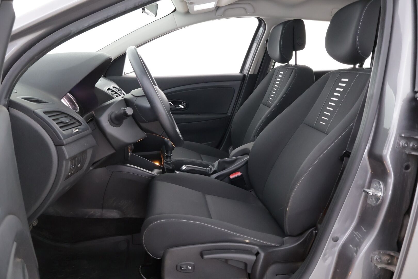 Renault Megane 2012 Sport Tourer 1,4 TCe 130hv 6MT Expression - MYYDÄÄN HUUTOKAUPAT.COM! - MYYDÄÄN HUUTOKAUPAT.COM!
