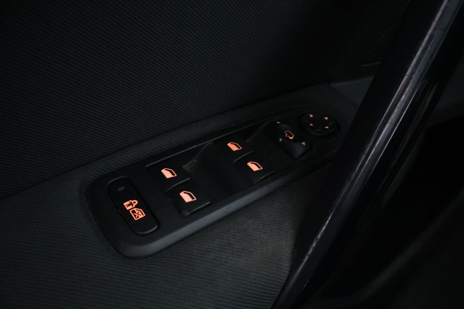 Peugeot 508 2012 Active THP 156 Limited ** Myydään huudossa