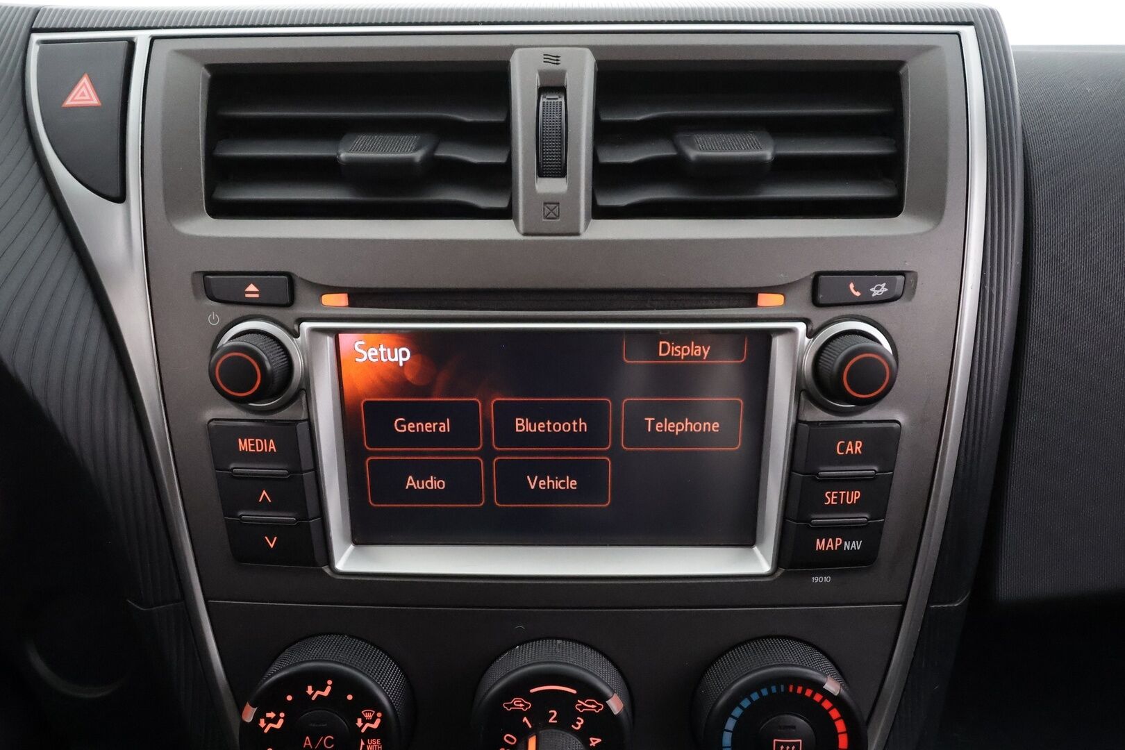 Toyota Verso-S 2012 1,33 Dual VVT-i Stop & Start Linea Sol Multidrive S * P.Kamera / Lohkolämmitin / LED-lisävalo / Rattivaihteet * - Ilmastointi / Penkinlämmittimet / Suomi-auto / Kahdet renkaat - HULLUT AVAJAISHULINAT KORKOTARJOUS 3,29 %