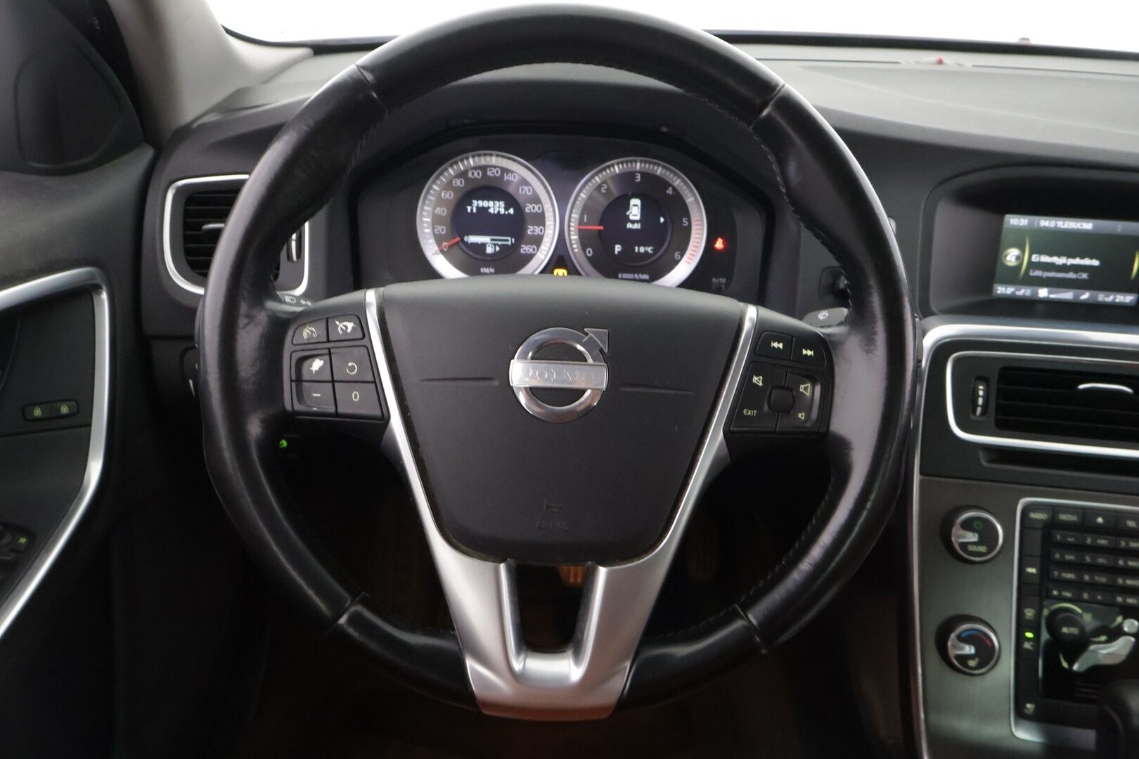 Volvo S60 2012 D5 AWD Summum aut **YritysOutlet - Myydään vain yrityksille* Kuljettajan istuin muistilla / Vakkari* - *Toiselta omistajalta / Hyvin huollettu / Komea väri* 