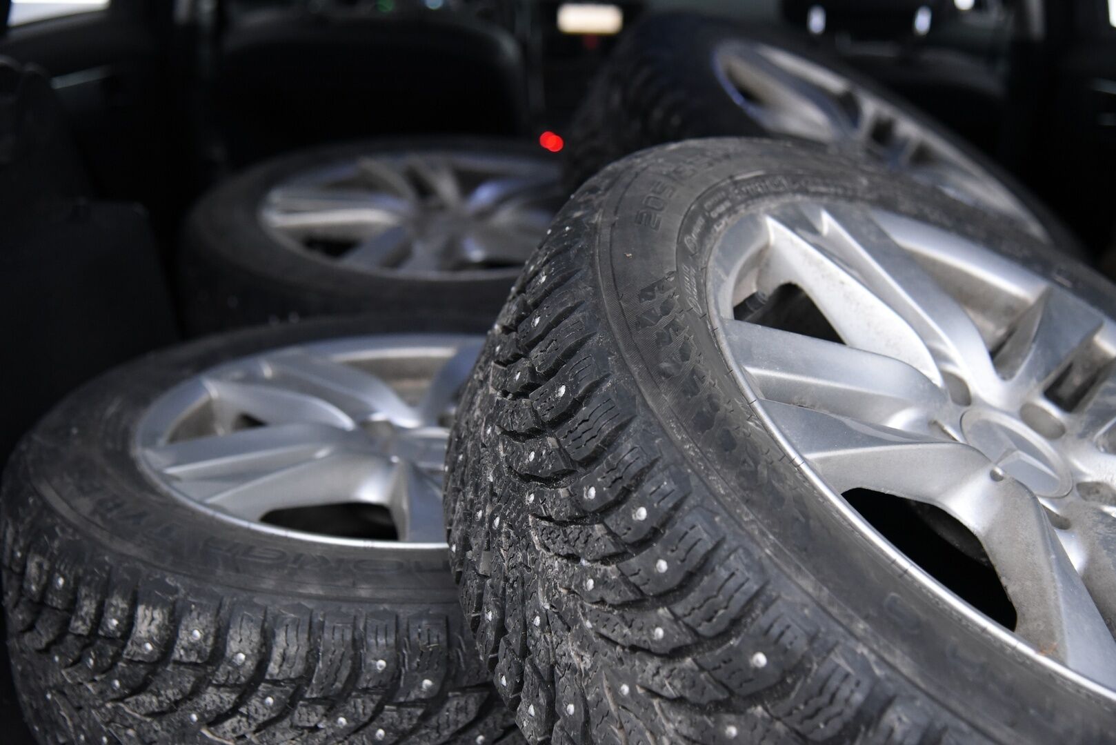 Mercedes-Benz C 2011 220 CDI Avantgarde / Myydään huutokaupat.com:ssa! - MYYDÄÄN VAIN HUUTOKAUPAT.COM:SSA!