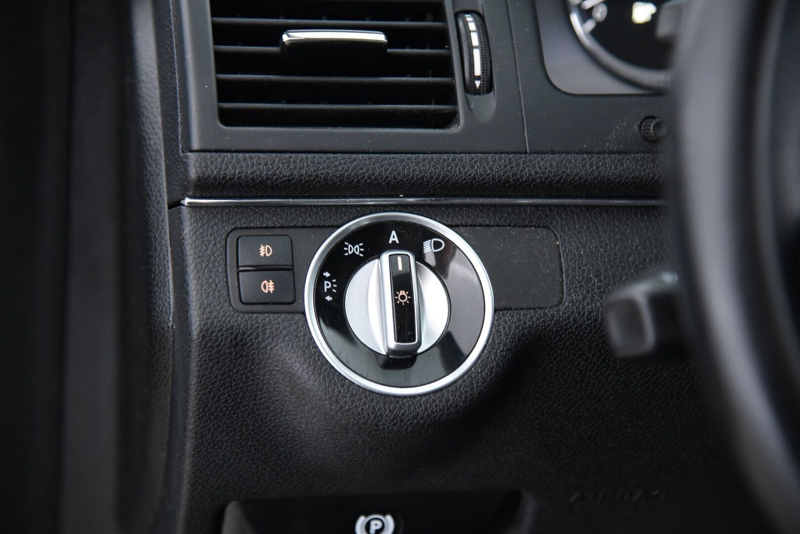 Mercedes-Benz C 2011 220 CDI Avantgarde / Myydään huutokaupat.com:ssa! - MYYDÄÄN VAIN HUUTOKAUPAT.COM:SSA!