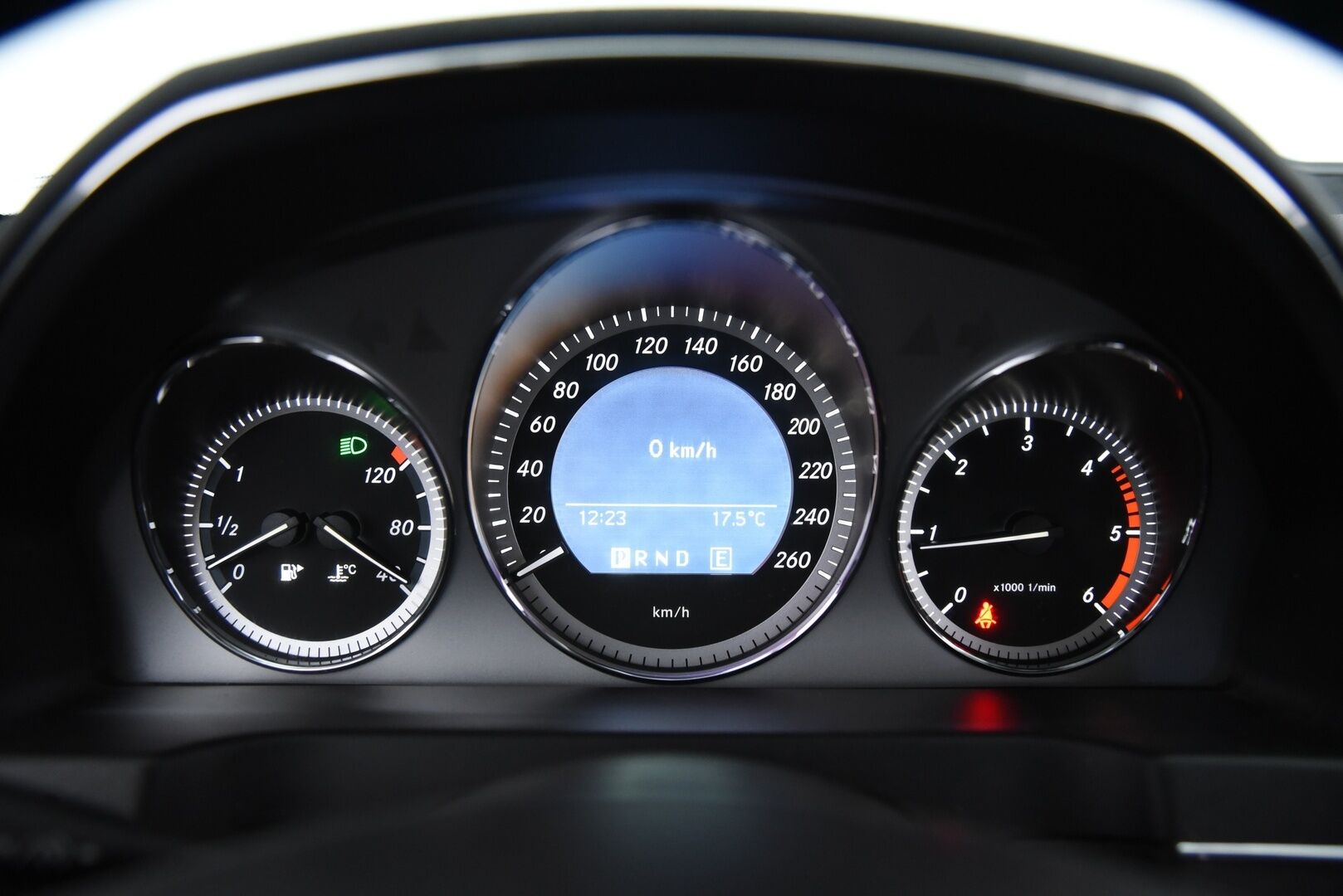 Mercedes-Benz C 2011 220 CDI Avantgarde / Myydään huutokaupat.com:ssa! - MYYDÄÄN VAIN HUUTOKAUPAT.COM:SSA!