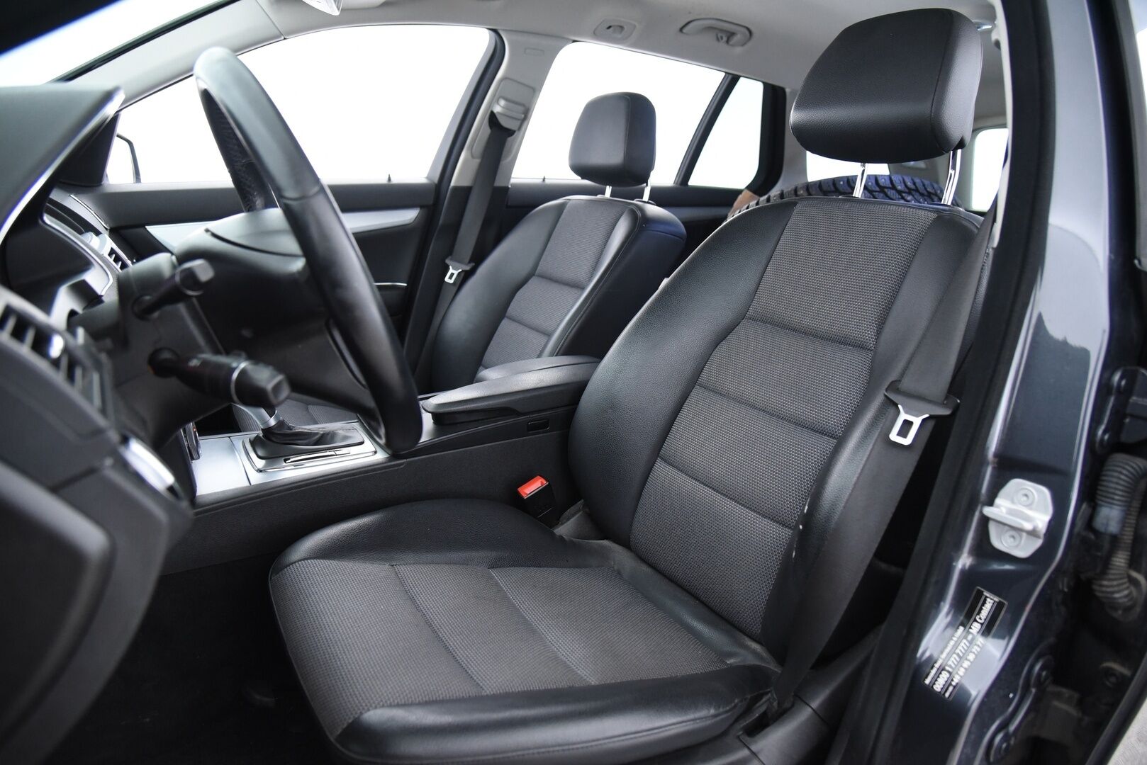 Mercedes-Benz C 2011 220 CDI Avantgarde / Myydään huutokaupat.com:ssa! - MYYDÄÄN VAIN HUUTOKAUPAT.COM:SSA!