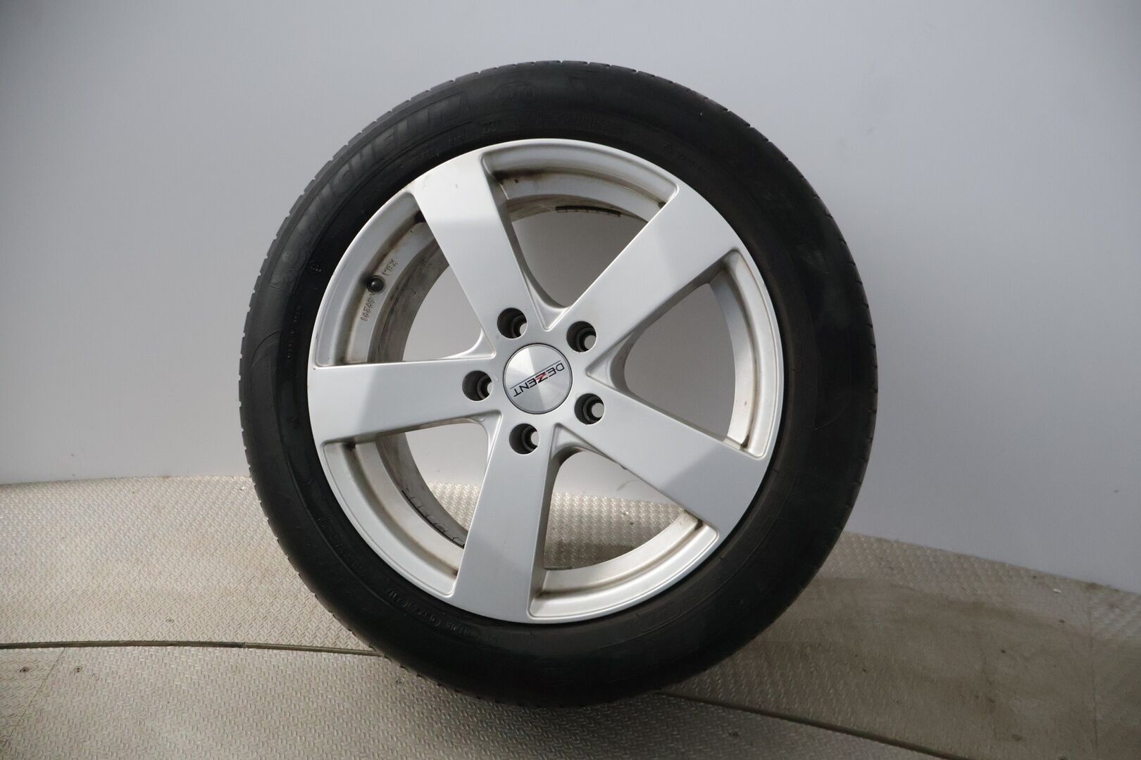 BMW 318 2012 F30 Sedan Business Luxury * YritysOutlet - Myydään vain yrityksille * - * Tämä auto myydään YritysOutlet -valikoimasta vain yrityksille *