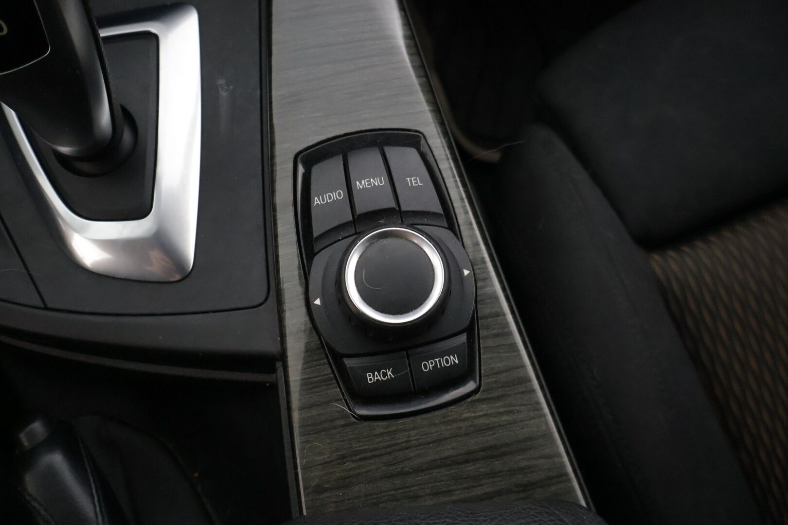 BMW 318 2012 F30 Sedan Business Luxury * YritysOutlet - Myydään vain yrityksille * - * Tämä auto myydään YritysOutlet -valikoimasta vain yrityksille *