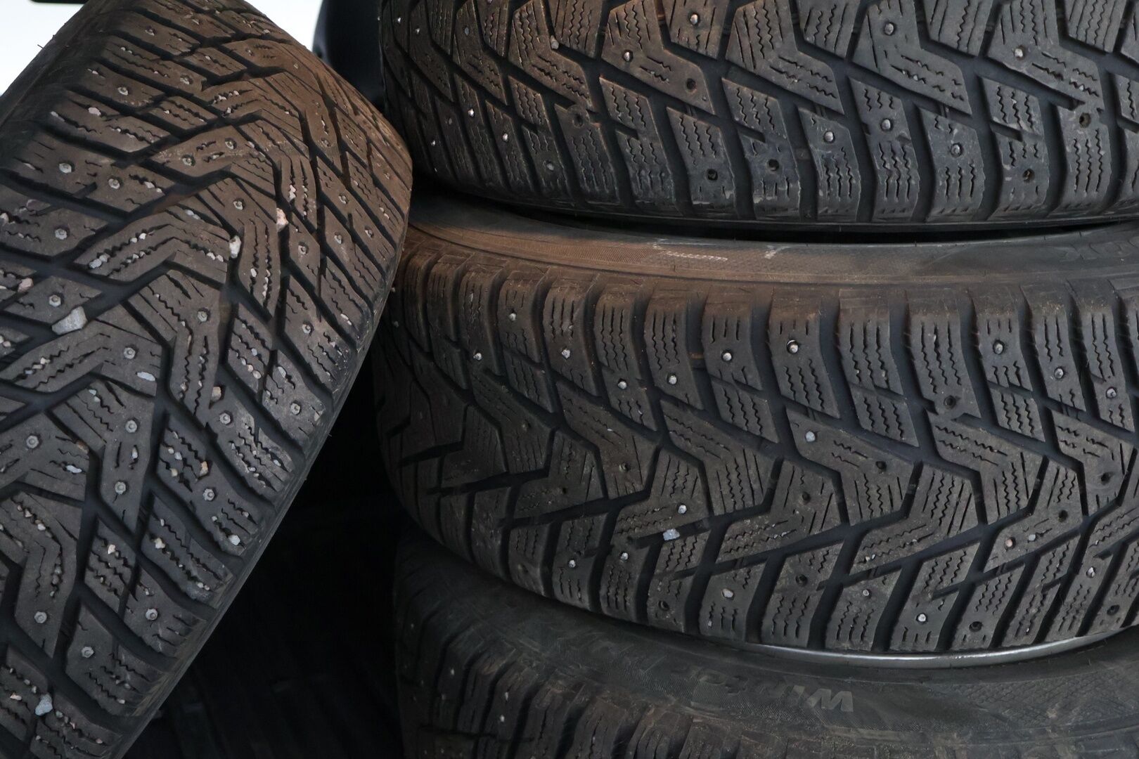 Volvo V70 2012 1,6D DRIVe Momentum aut *MYYDÄÄN HUUTOKAUPAT.COM*