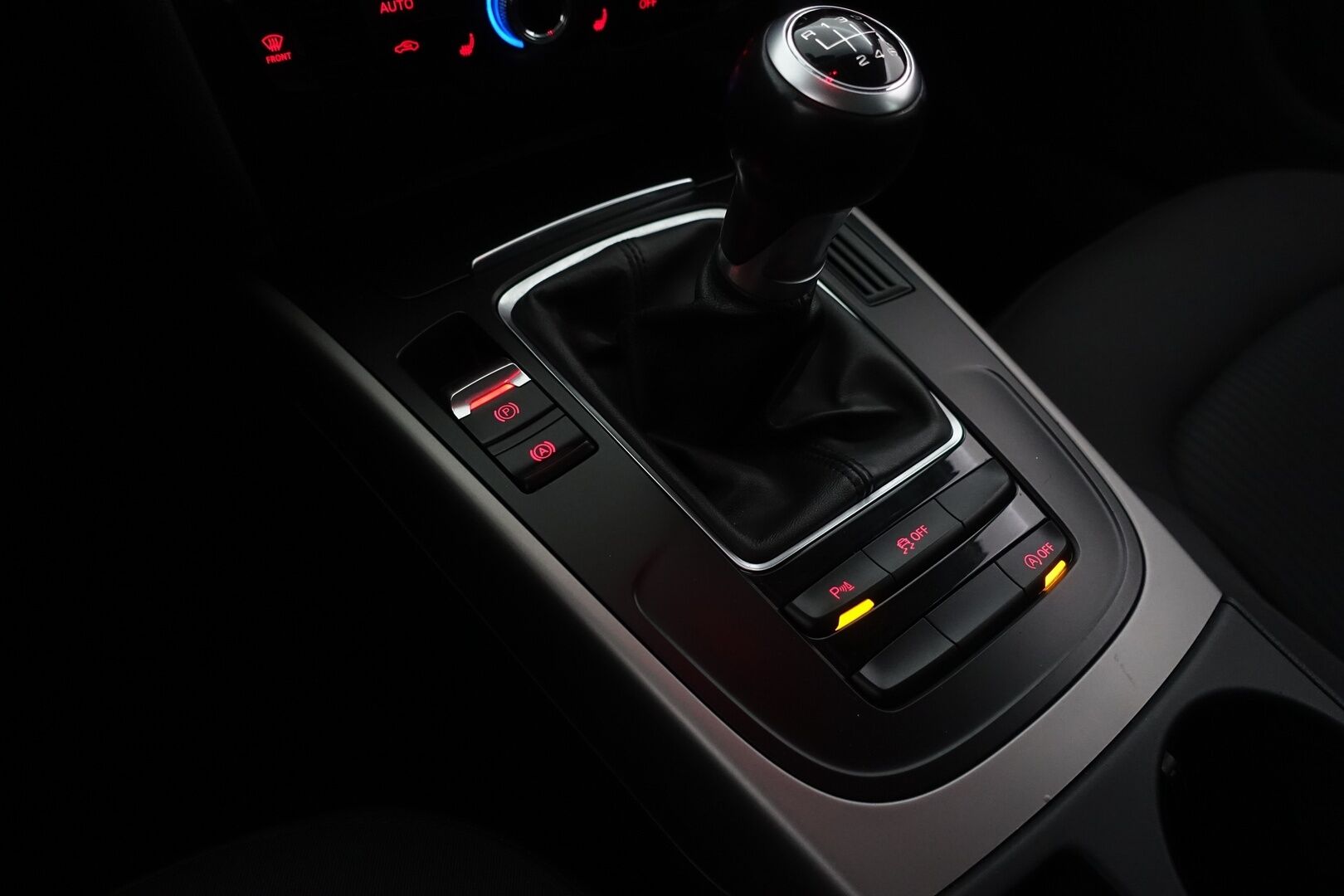 Audi A4 2012 Avant Business 1,8 TFSI 125 kW quattro - Suomi-auto | Vakkari | Tutkat | Xenon plus | Start.Stop | Automaatti-ilmastointi | - KORKO VAIN 3,99 %