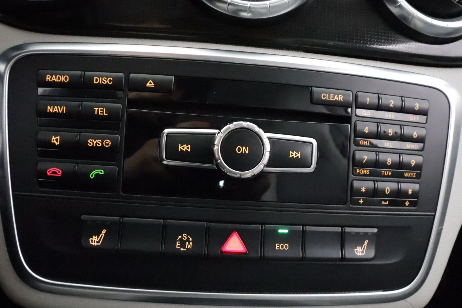 Mercedes-Benz CLA 2013 200 BE A - | Vakkari | Bluetooth | Puolinahat | Suomi-auto | Kahdet renkaat | TULOSSA | - KORKO VAIN 3,99 %