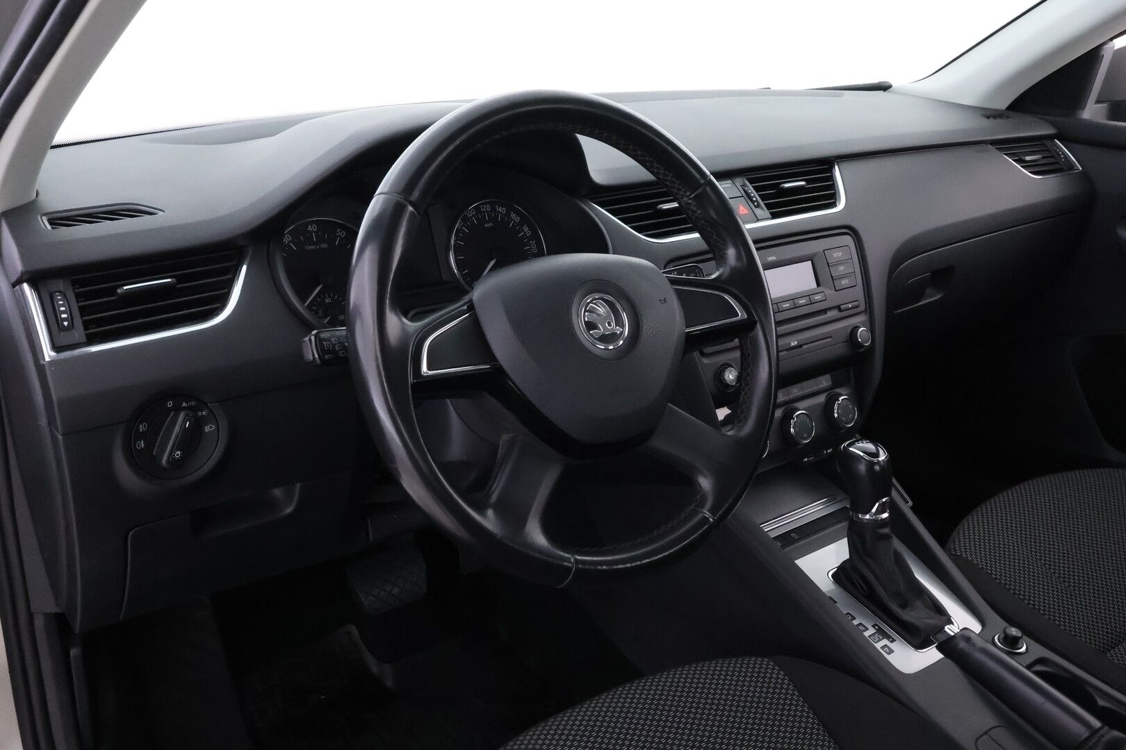 Skoda Octavia 2013 1.4 TSI Ambition DSG Autom. - Lohkolämmitin | Vetokoukku | Vakionopeudensäädin | Bi - Xenon | Peruutustutka | Juuri tullut Tampereelle!
