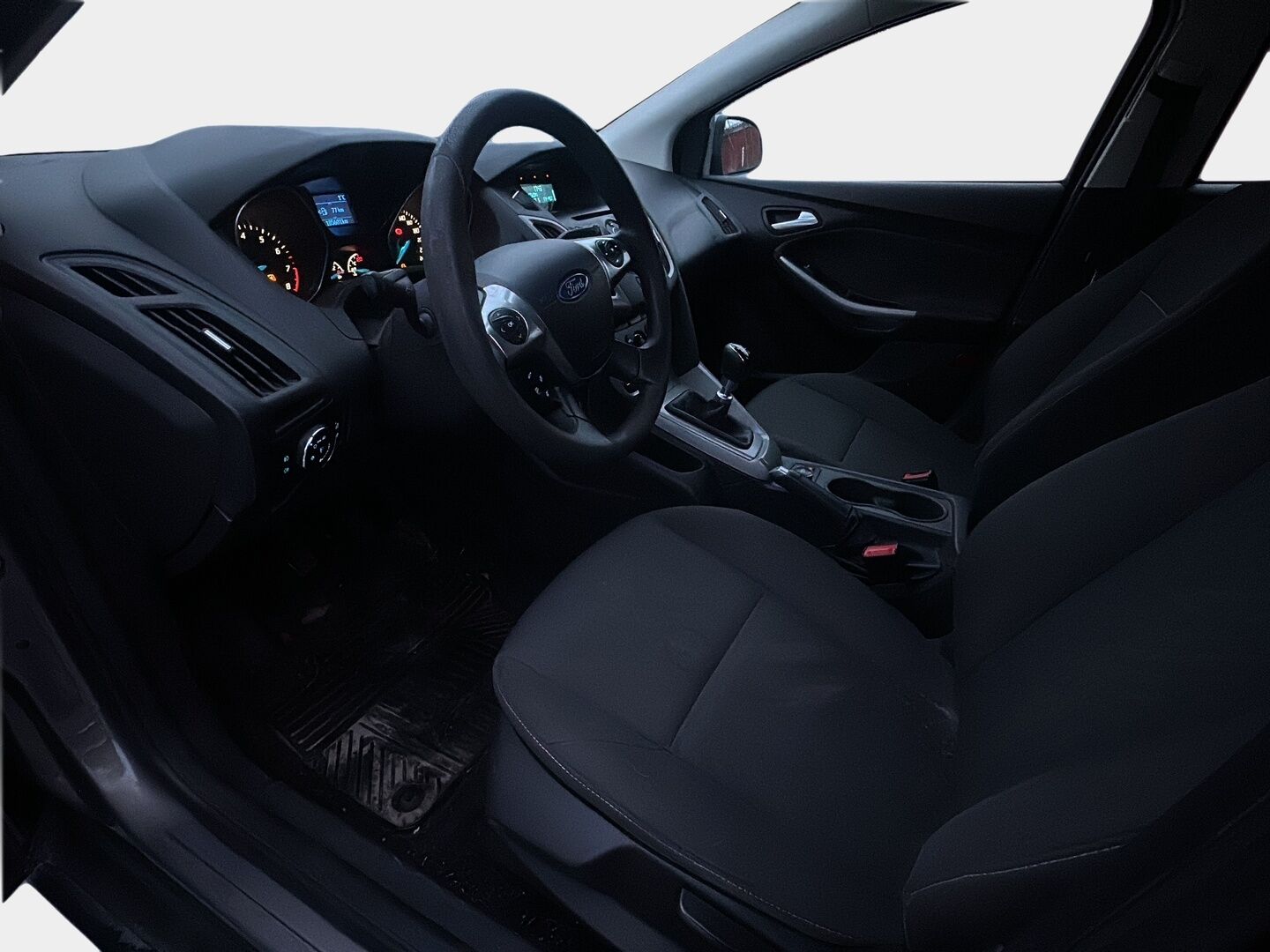 Ford Focus 2013 1,0 EcoBoost 125 hv Trend X M6 Wagon * Yritys Outlet -Myydään yrityksille! * Suomi-auto / Vakkari / Vetokoukku / Lohko / 2x renkaat / * - Myydään yrityksille! Jakopää tehty 159tkm / Hyvä historia