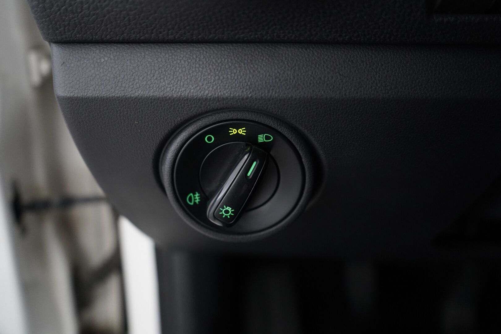 Skoda Citigo 2014 1,0 60 Ambition 5-ov. *Lohko / Ilmastointi / Suomi-auto* - Viimeisin huolto 3/25 / Kahdet hyvät renkaat / Seuraava katsastus 6/26
