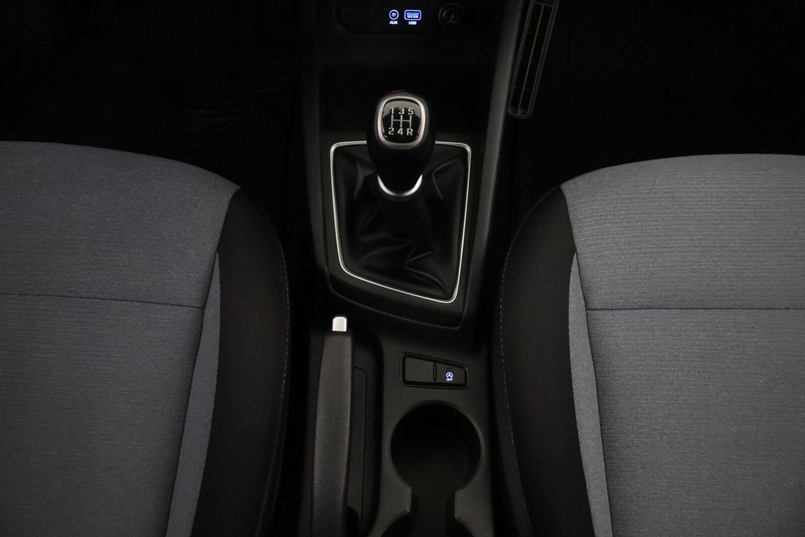 Hyundai i20 5d 2016 1,2 5MT ISG Classic *Ratinlämmitys / Ilmastointi / Lohko+ Sisä* - *Edullinen / Käytännöllinen / Käyttis!* - HULLUT JOULUT KORKOTARJOUS 2,49% 