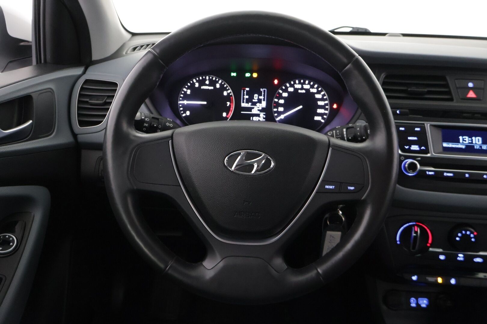 Hyundai i20 5d 2016 1,2 5MT ISG Classic *Ratinlämmitys / Ilmastointi / Lohko+ Sisä* - *Edullinen / Käytännöllinen / Käyttis!* - HULLUT JOULUT KORKOTARJOUS 2,49% 