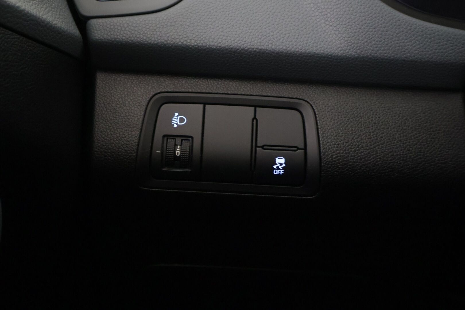 Hyundai i20 5d 2016 1,2 5MT ISG Classic *Ratinlämmitys / Ilmastointi / Lohko+ Sisä* - *Edullinen / Käytännöllinen / Käyttis!* - HULLUT JOULUT KORKOTARJOUS 2,49% 