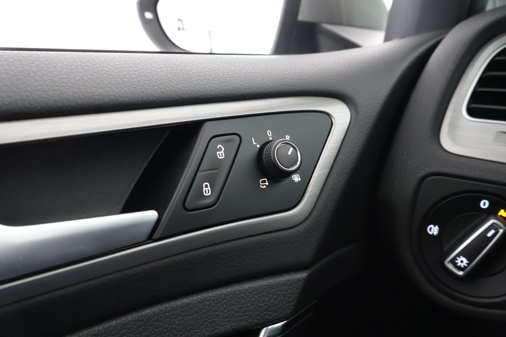 Volkswagen Golf 2014 Comfortline 1,4 TSI 90 kW (122 hv) BlueMotion Technology - Suomi-auto | Vakkari |  Xenon | Tutkat | Keyless Start | Kahdet renkaat