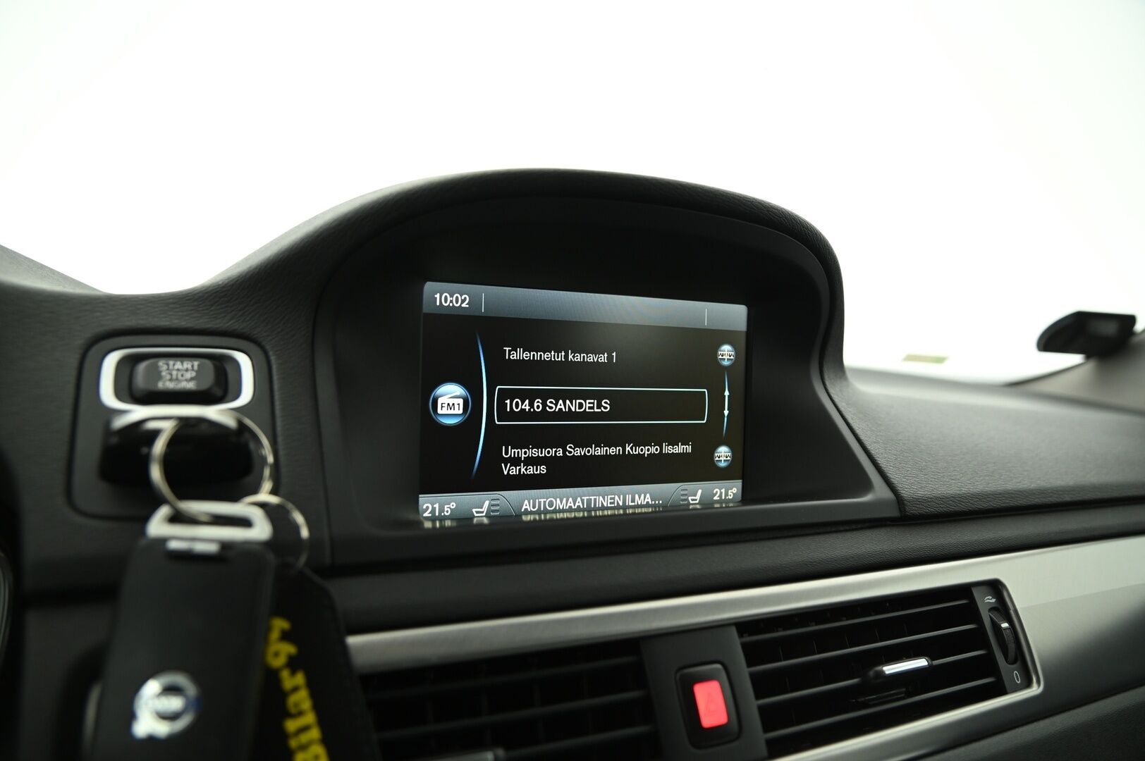 Volvo V70 2014 D3 Business aut - *Webasto / VOC / Koukku / Suomi-auto / Puolinahat / Navi*