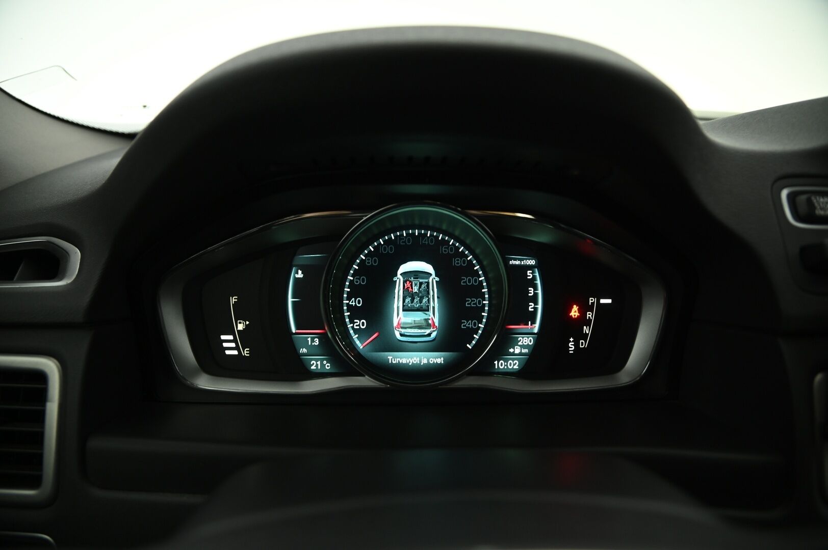 Volvo V70 2014 D3 Business aut - *Webasto / VOC / Koukku / Suomi-auto / Puolinahat / Navi*