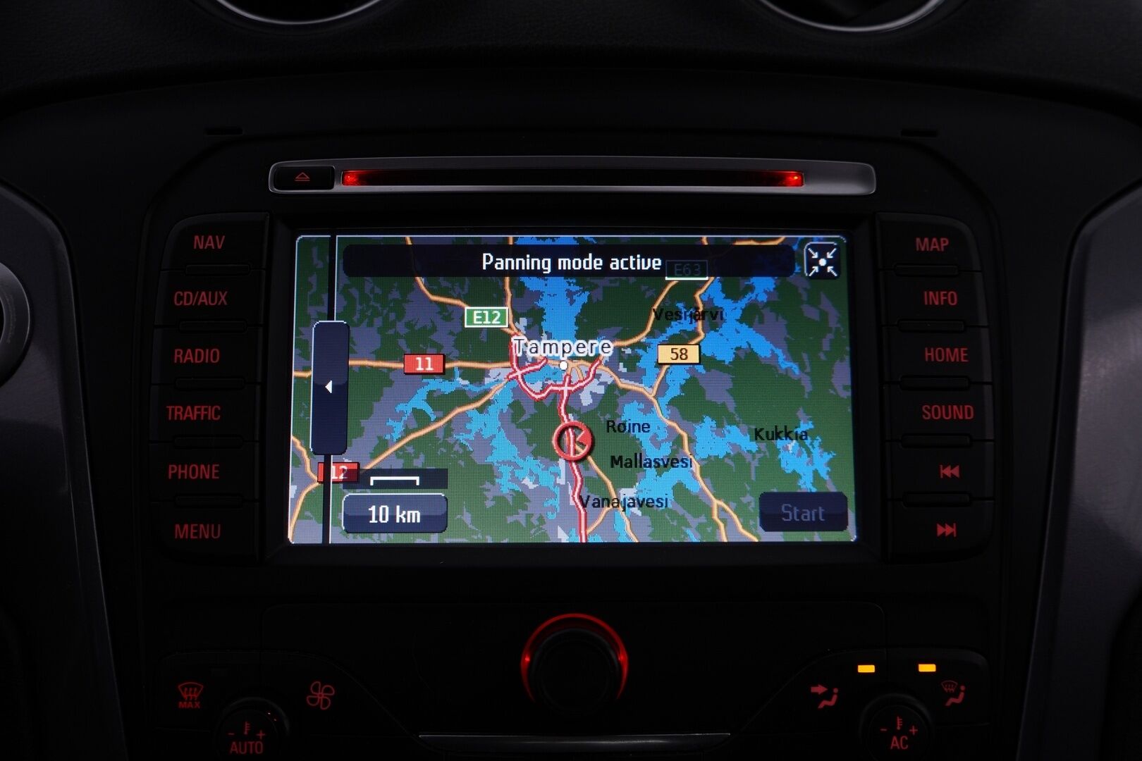 Ford Mondeo 2014 YritysOutlet - Myydään vain yrityksille - Suomi-auto / Kahdet renkaat vanteilla / Särmä huoltohistoria / Juuri katsastettu!