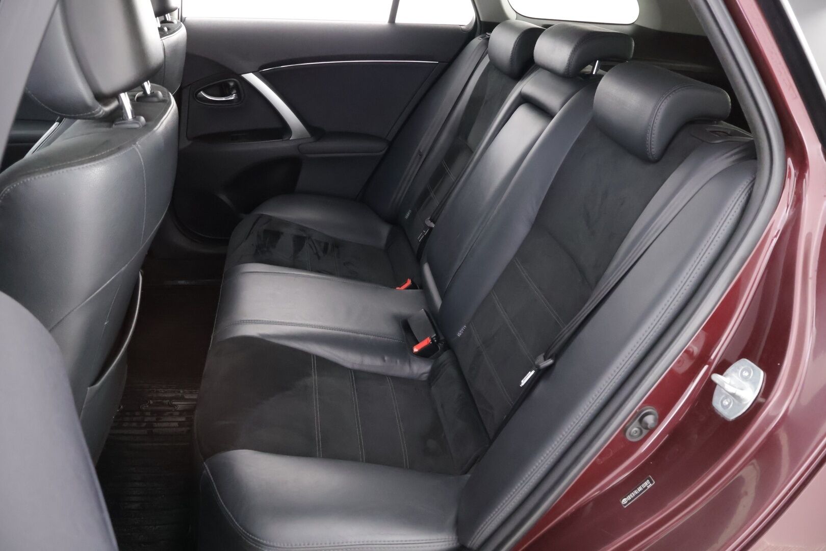 Toyota Avensis 2014 2,0 D-4D DPF Active Wagon - MYYDÄÄN HUUTOKAUPAT.COM! - MYYDÄÄN HUUTOKAUPAT.COM!